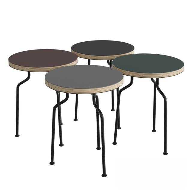 Round teatable table
